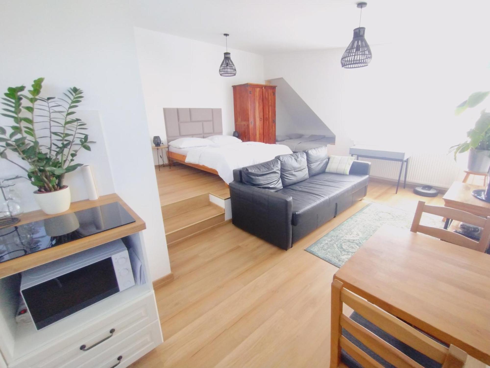 Attic Apartment Catnip Bratislava Exterior foto
